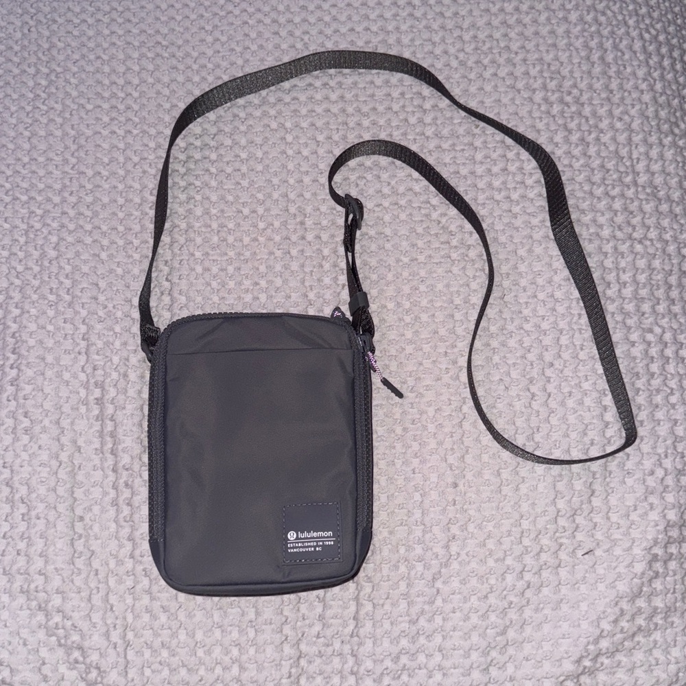 Lululemon Crossbody Bag - Picture 1 of 4
